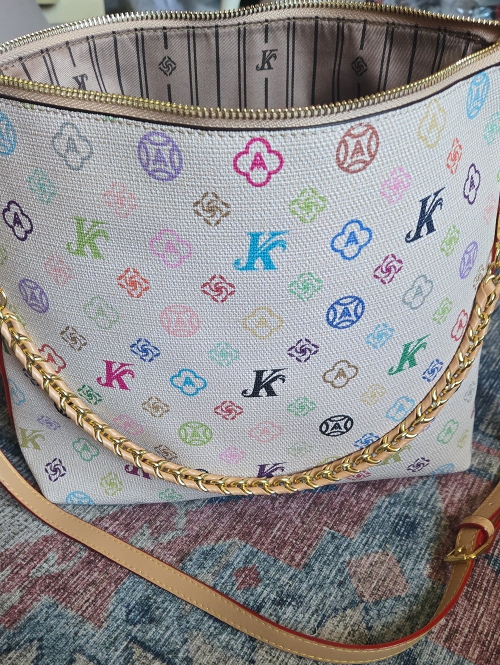 Multicolor Logo Print Women’s Shoulder Bag